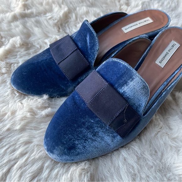 Tabitha Simmons Blue Velvet Mules Heels - Picture 2 of 6